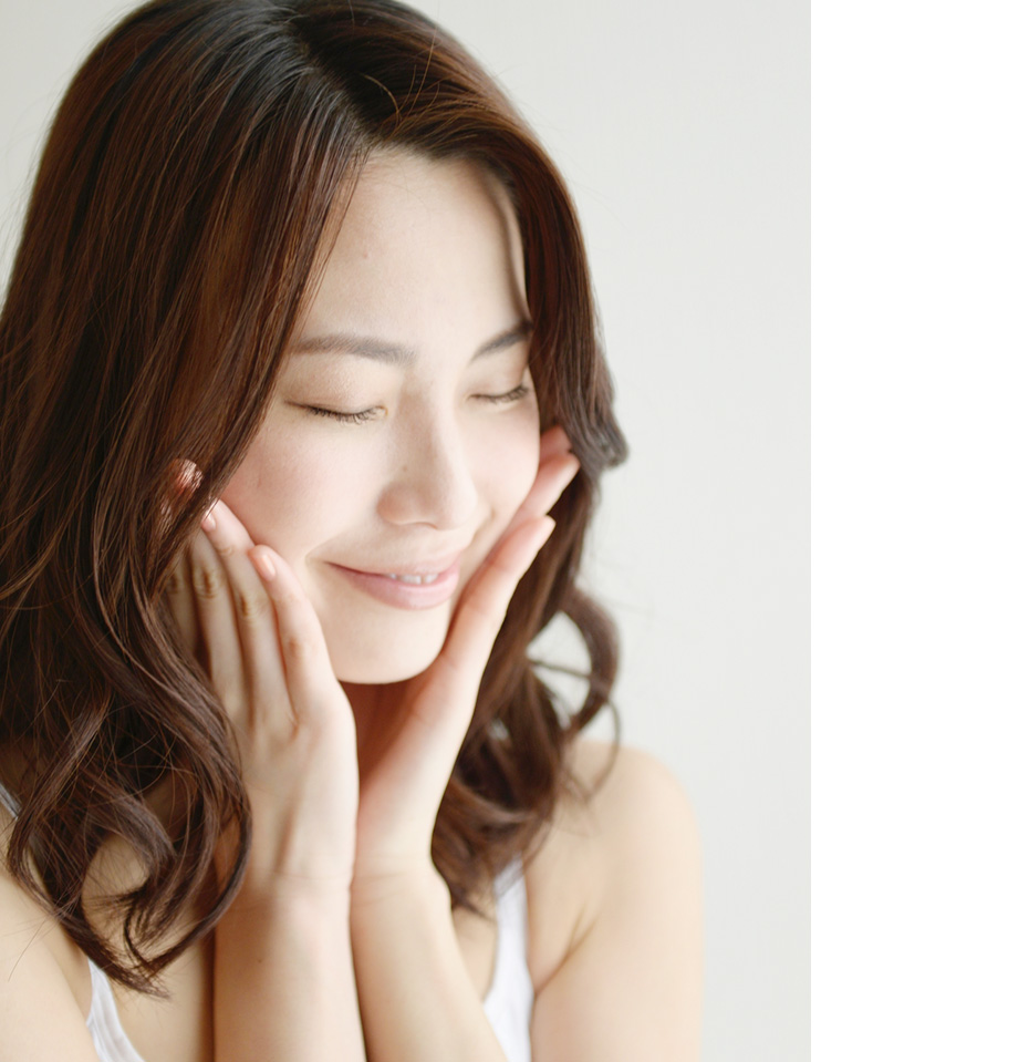 目覚めた朝に実感する驚きの潤い肌へ